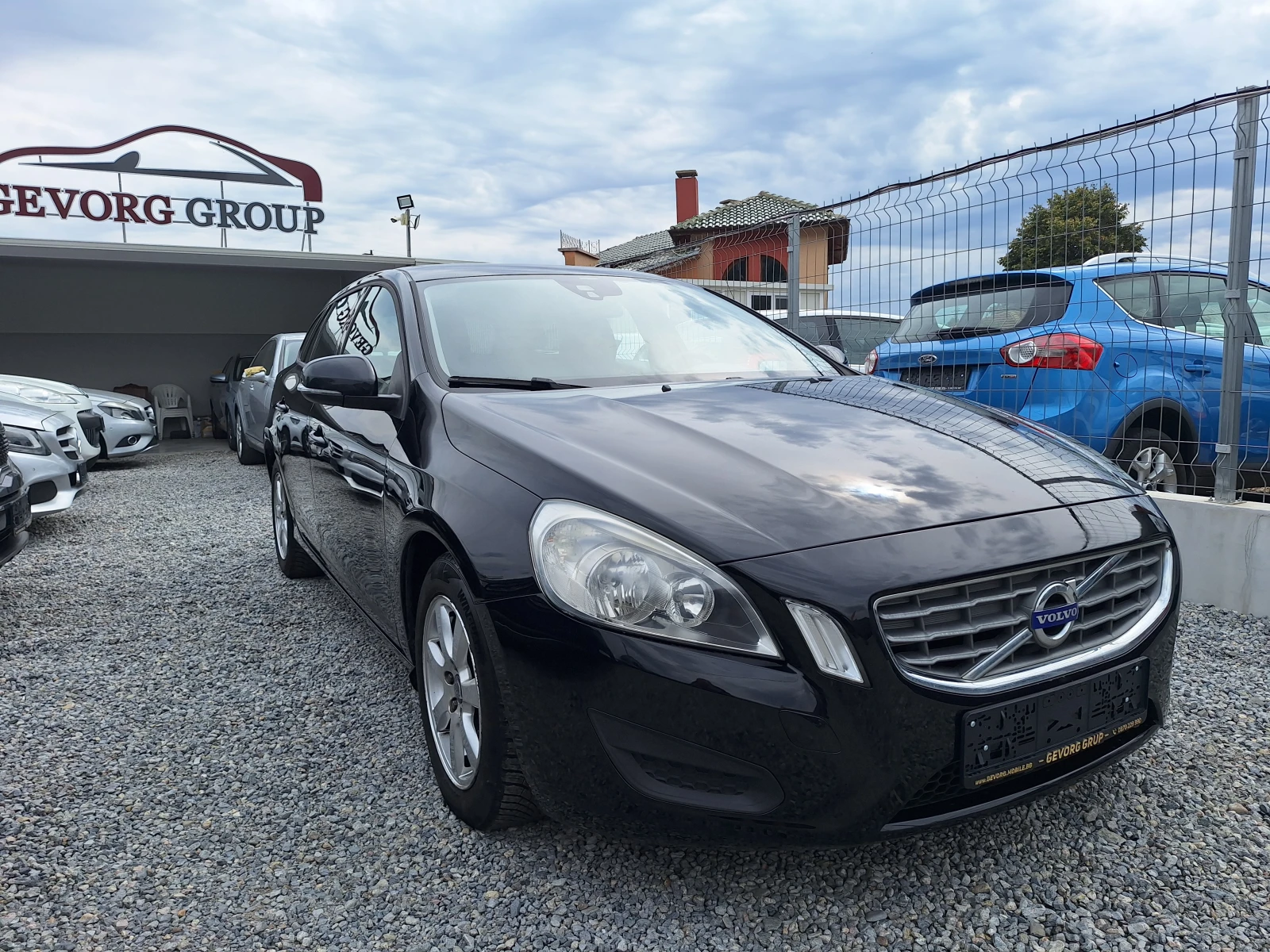 Volvo V60 1.6 D AVTO - изображение 3
