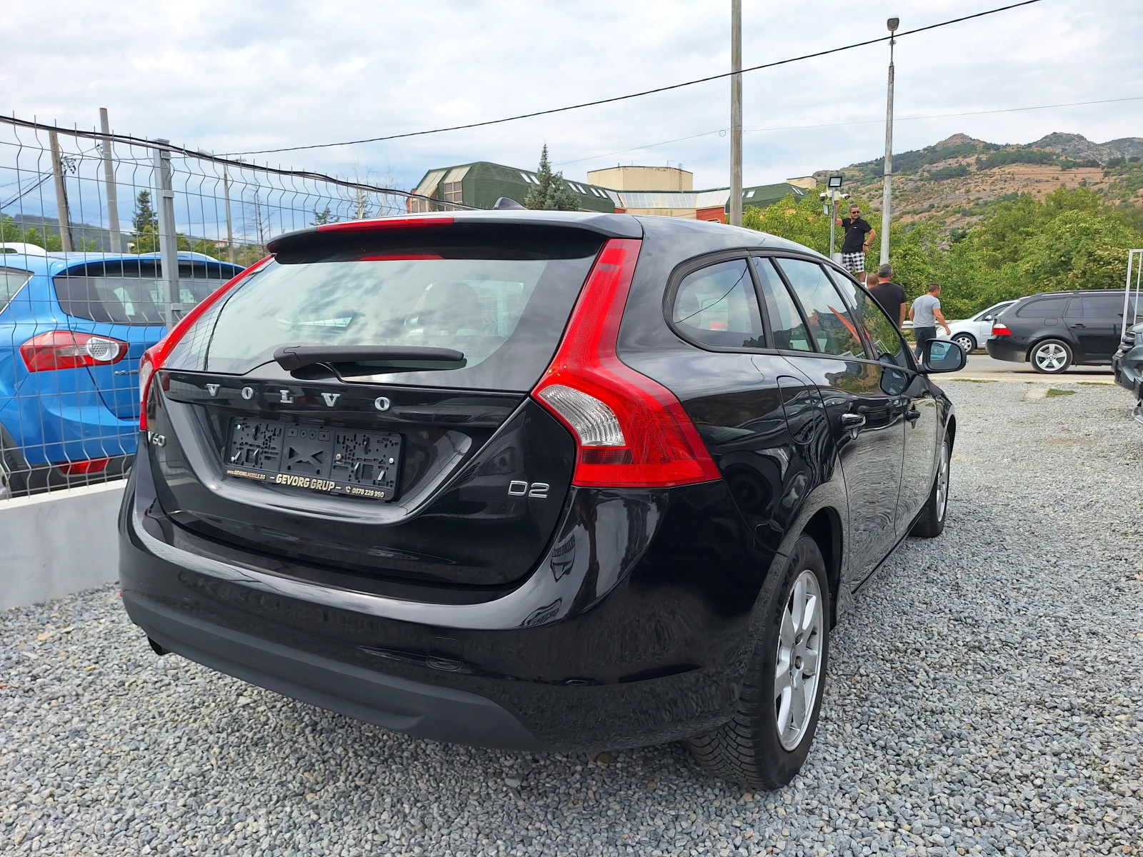 Volvo V60 1.6 D AVTO - изображение 5