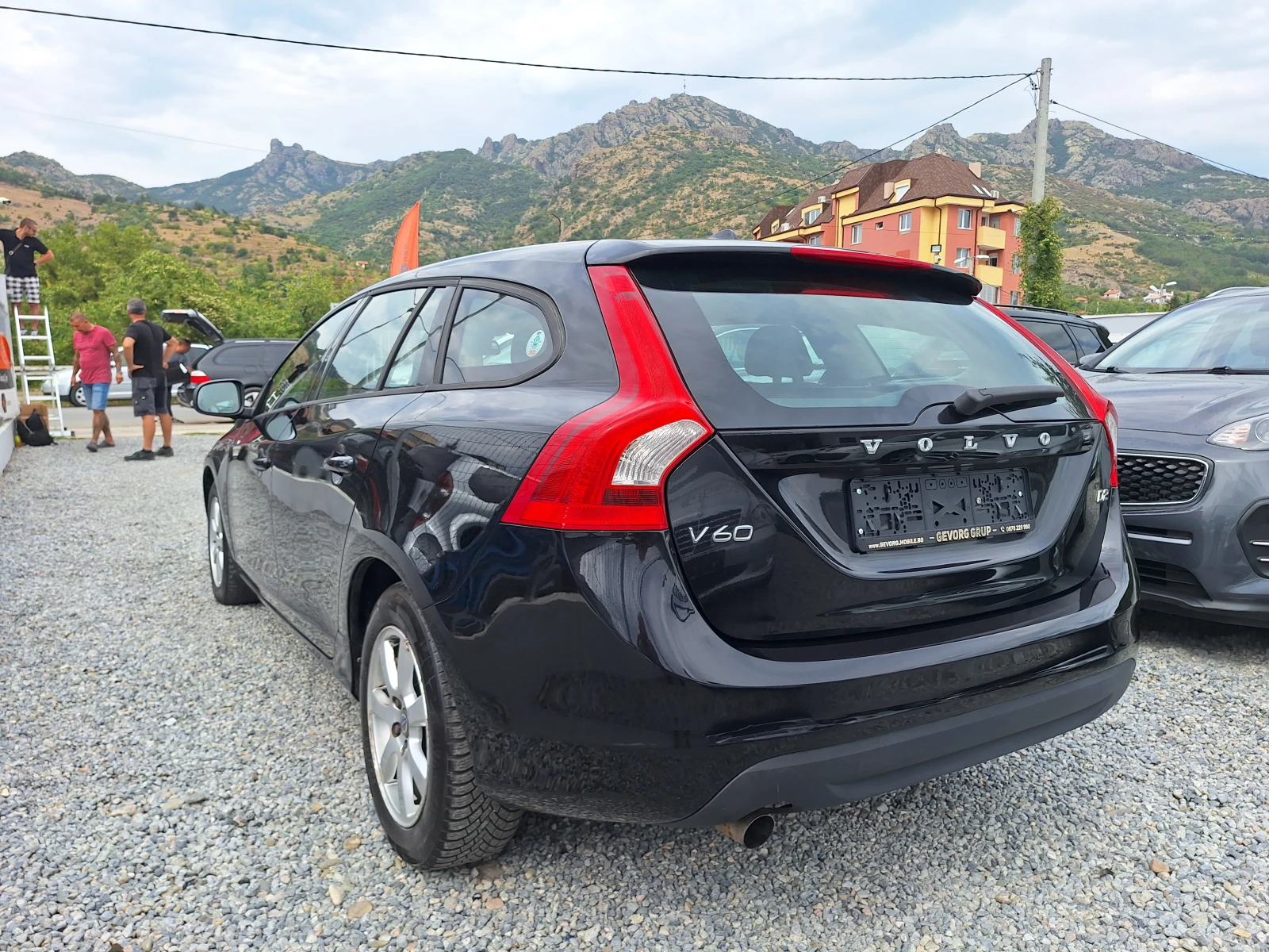Volvo V60 1.6 D AVTO - изображение 7