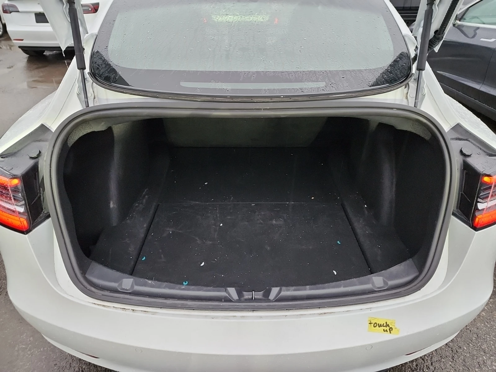 Tesla Model 3 * RANGE PLUS * CARFAX * ОПЦИЯ ЗА ФИНАНСИРАНЕ  - изображение 8