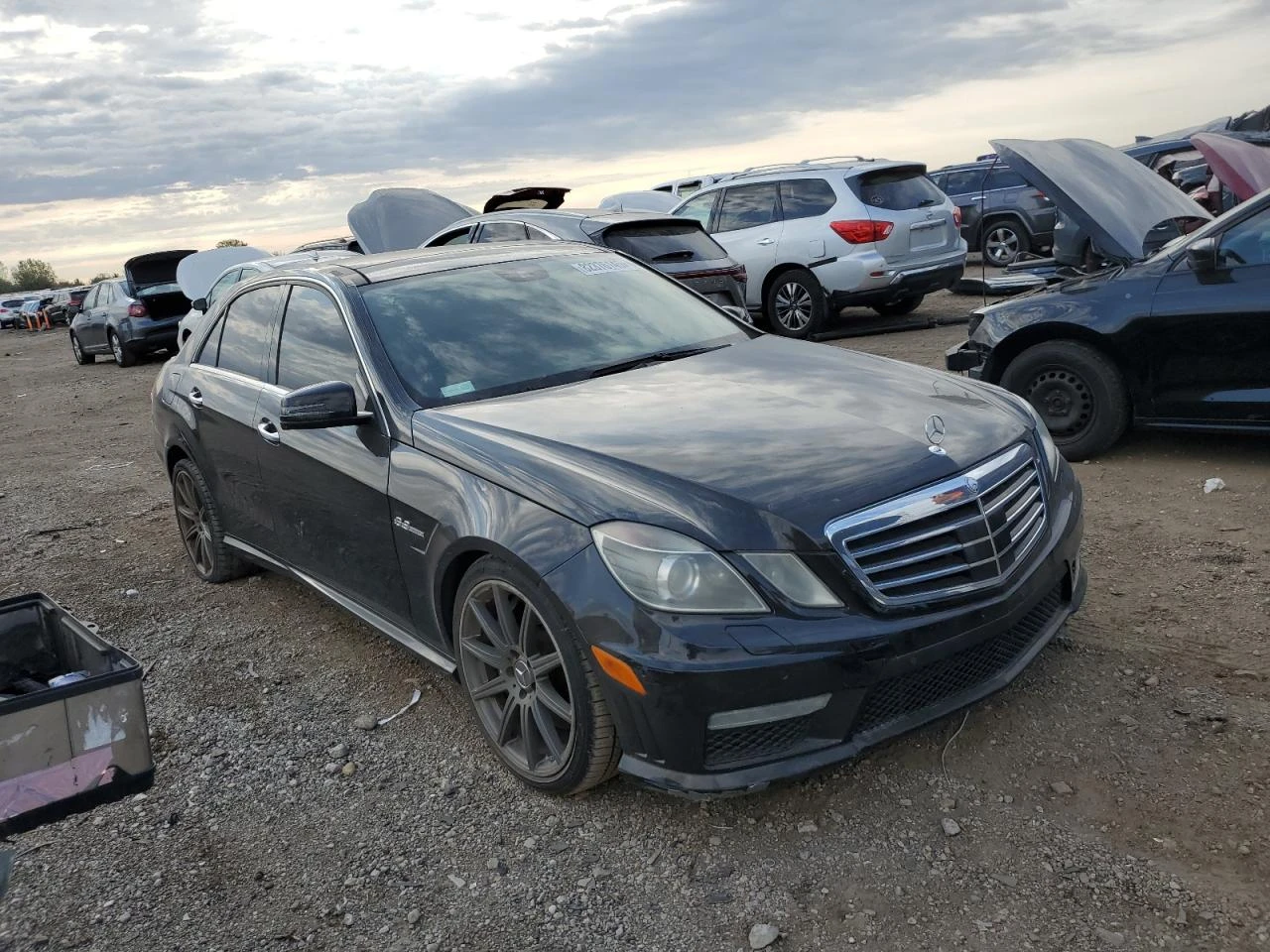 Mercedes-Benz E 63 AMG Distronic - изображение 4