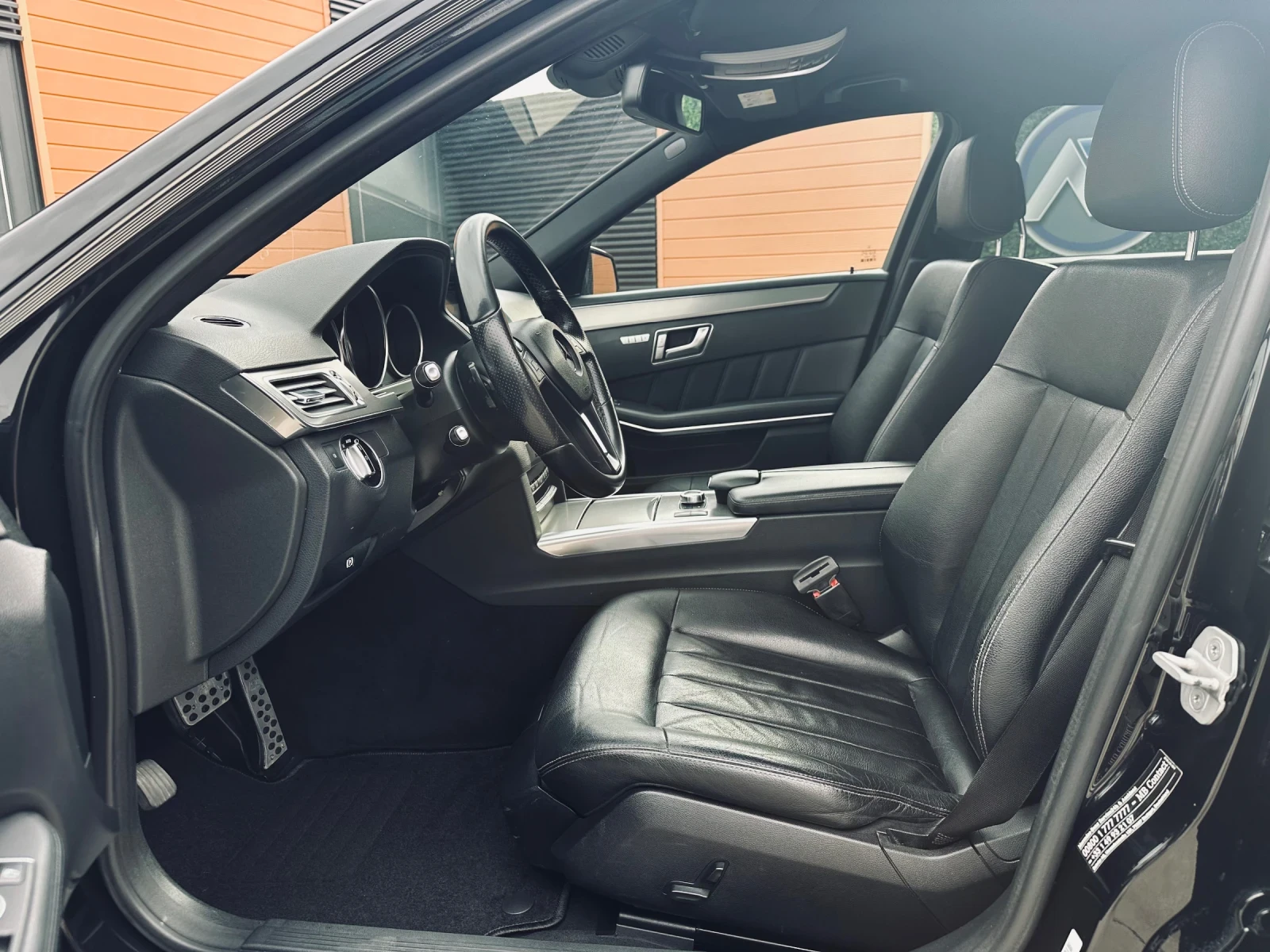 Mercedes-Benz E 220 E220/Navi/Камера - изображение 8