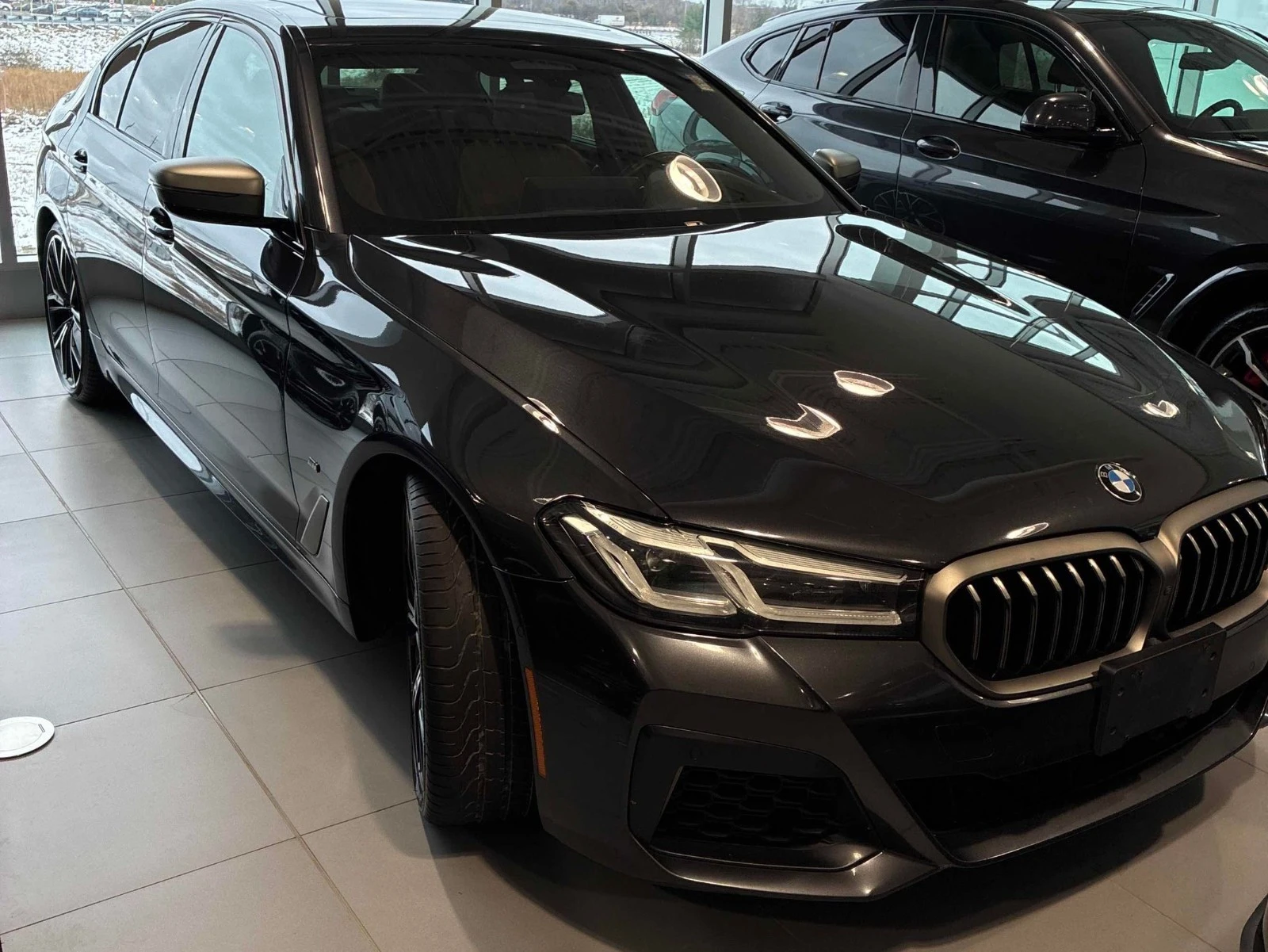 BMW 550 M50XDRIVE CARFAX АВТО КРЕДИТ - изображение 3