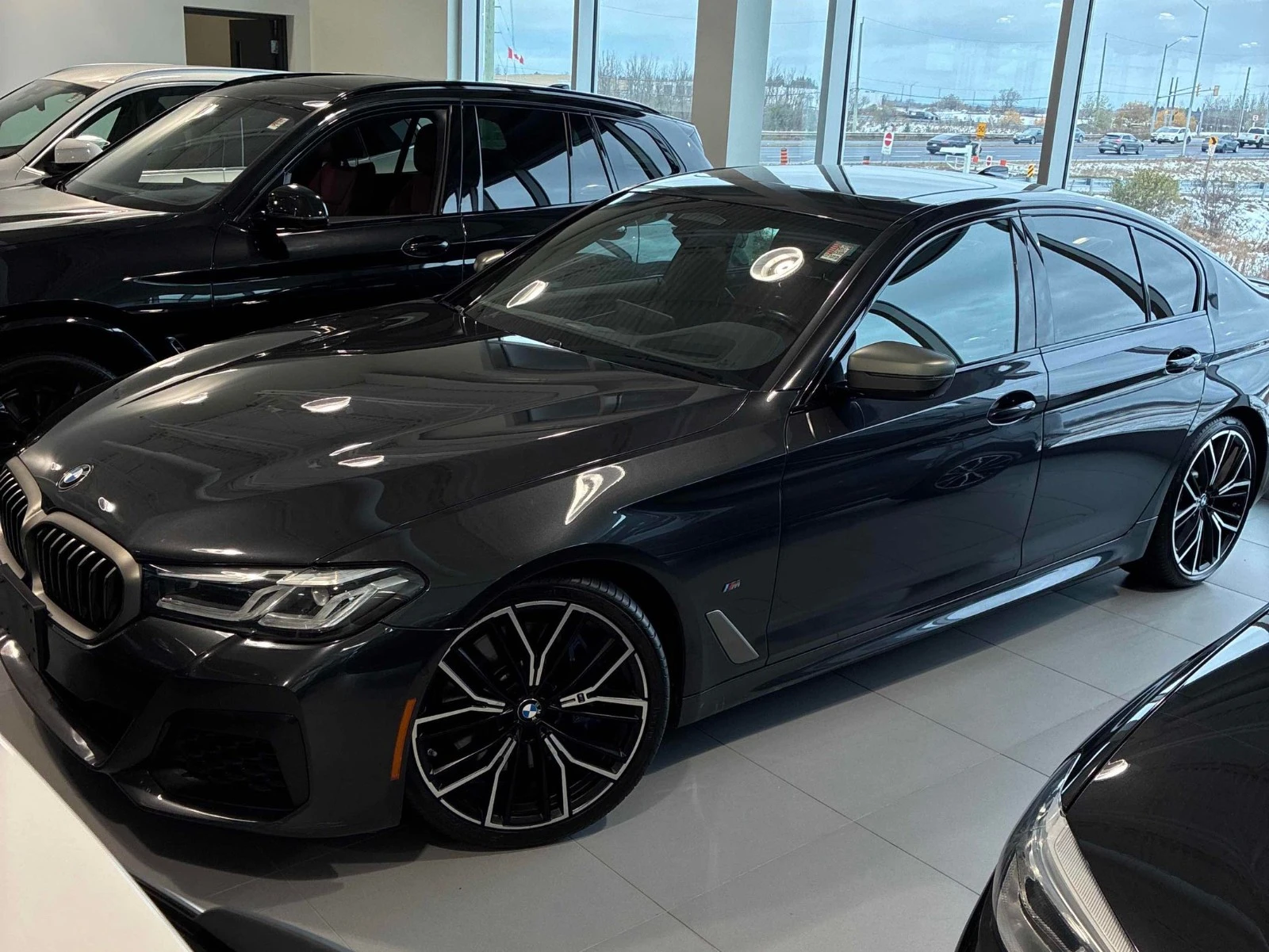 BMW 550 M50XDRIVE CARFAX АВТО КРЕДИТ - изображение 2