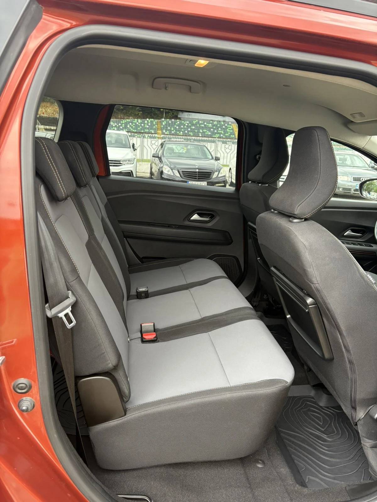 Dacia Jogger  - изображение 9