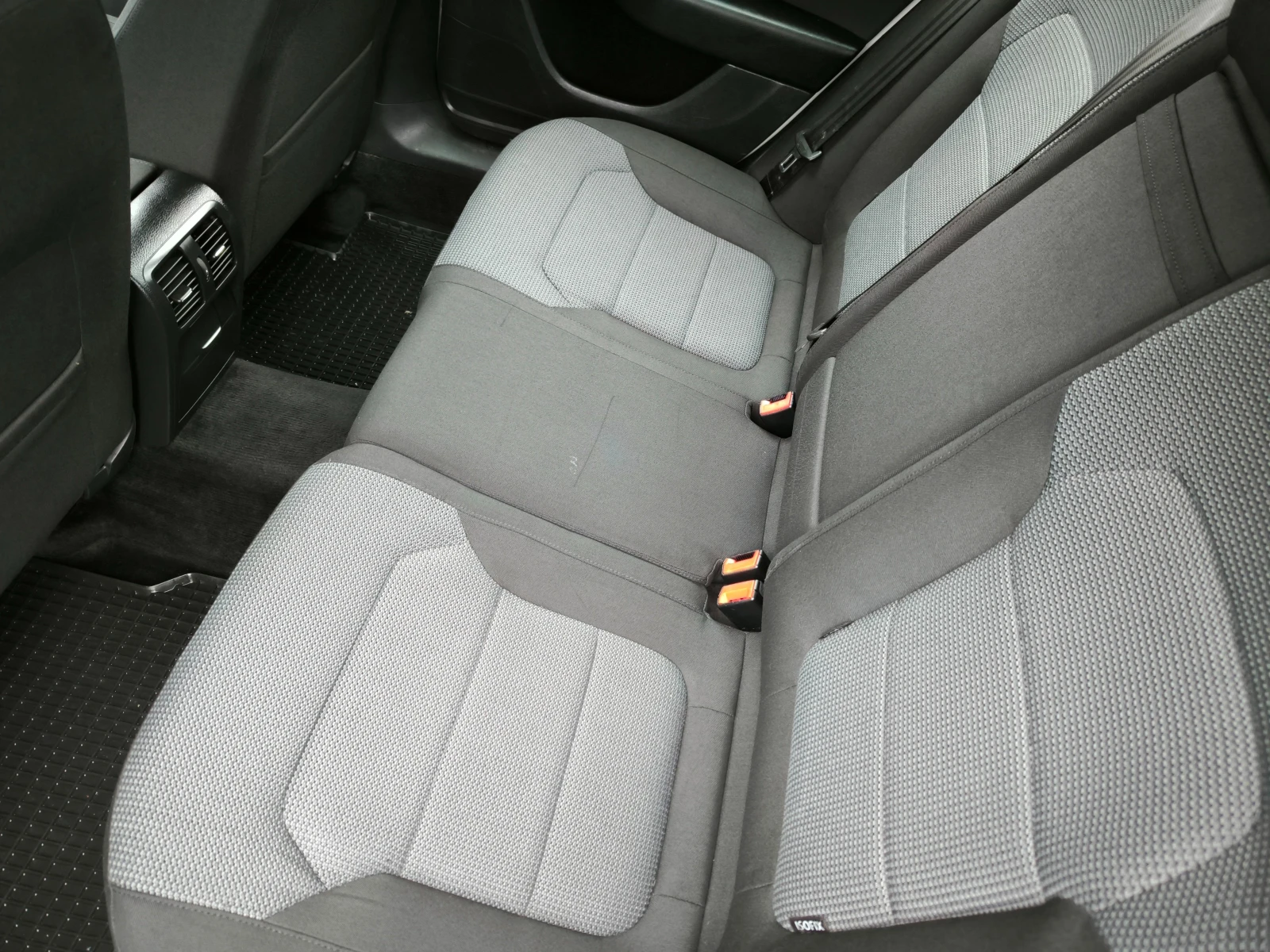 VW Passat 2, 0�Di-140k.c., 6����.HAB�, ������, LED, ���� 5�! | Mobile.bg � ����������� 12