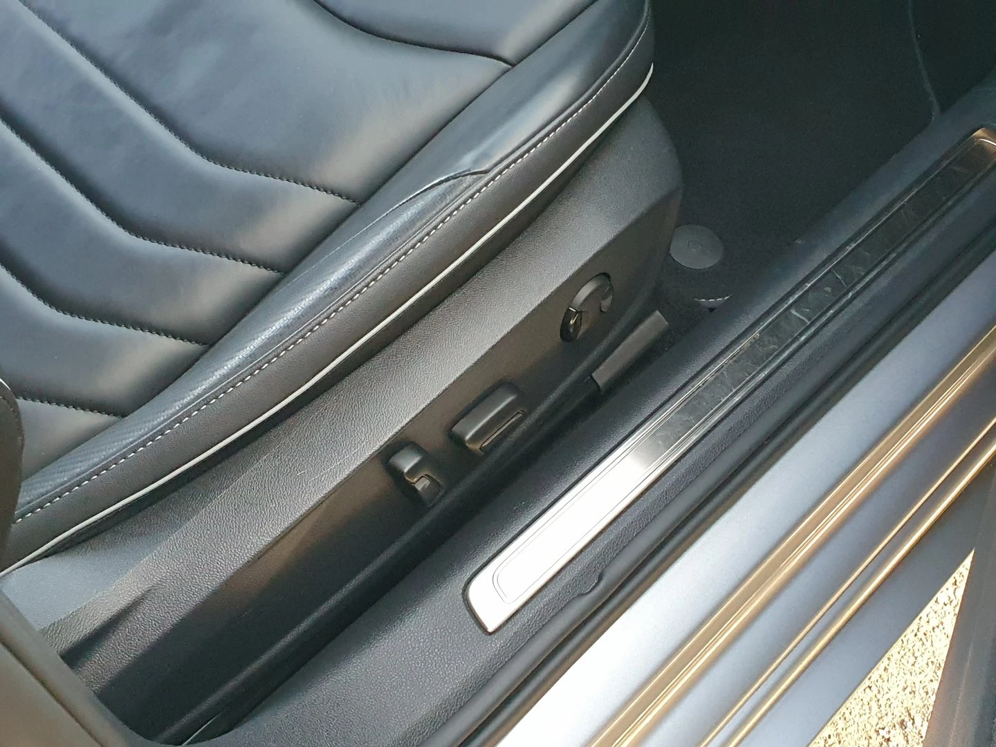 VW Arteon R-Line 2.0 TDI SCR 4MOTION DSG | Mobile.bg � ����������� 16