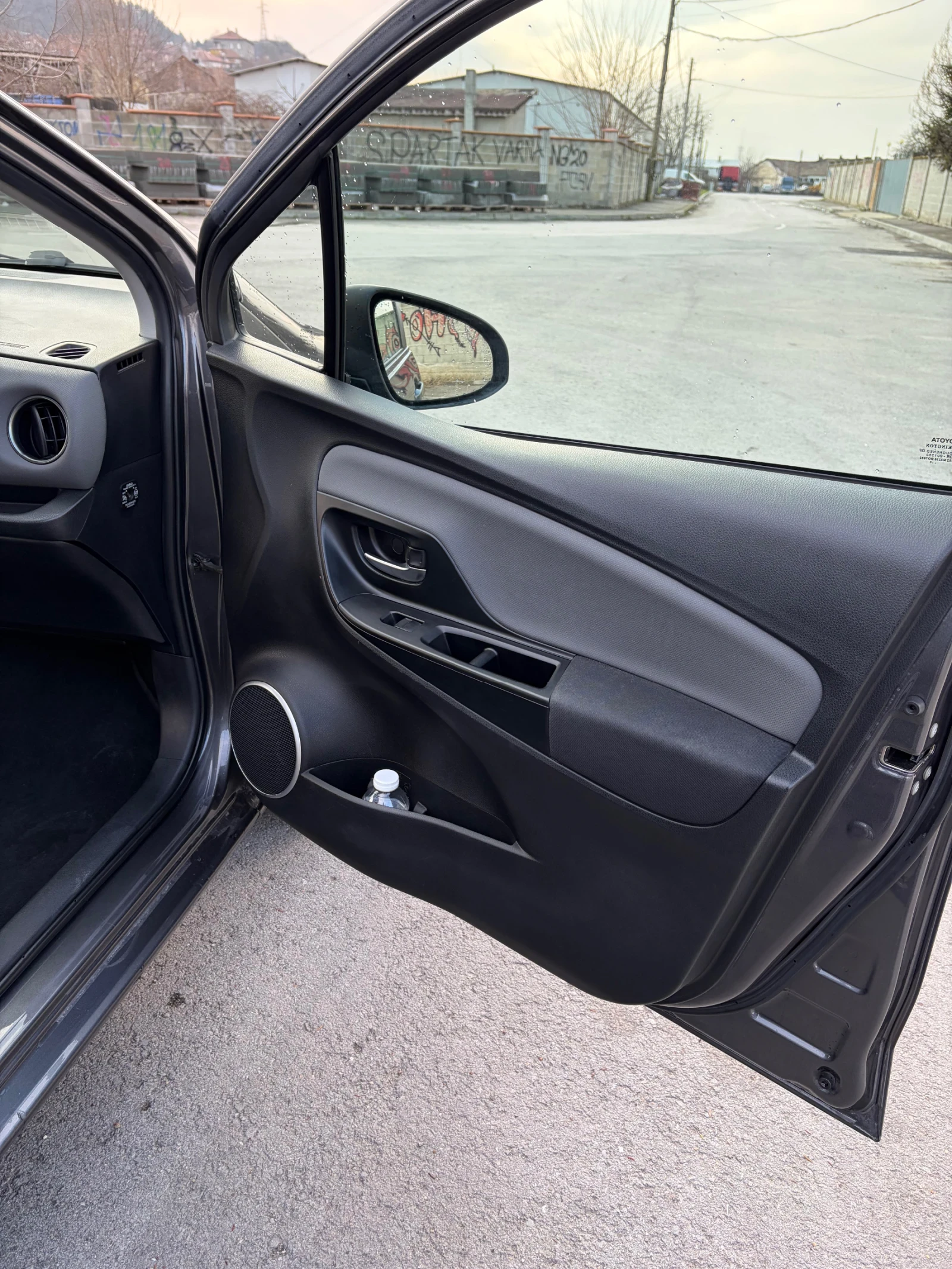 Toyota Yaris | Mobile.bg � ����������� 13