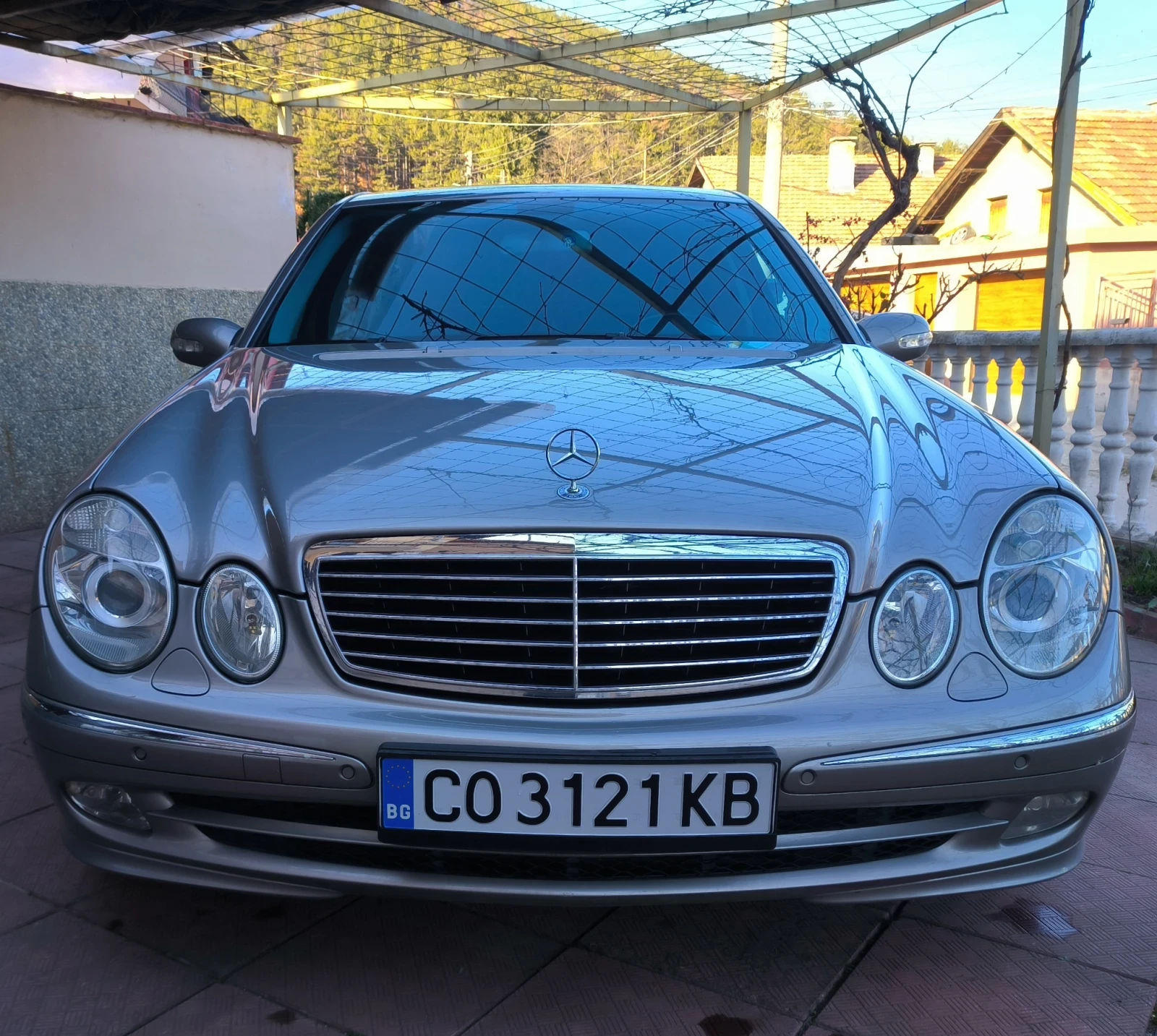 Mercedes-Benz E 270