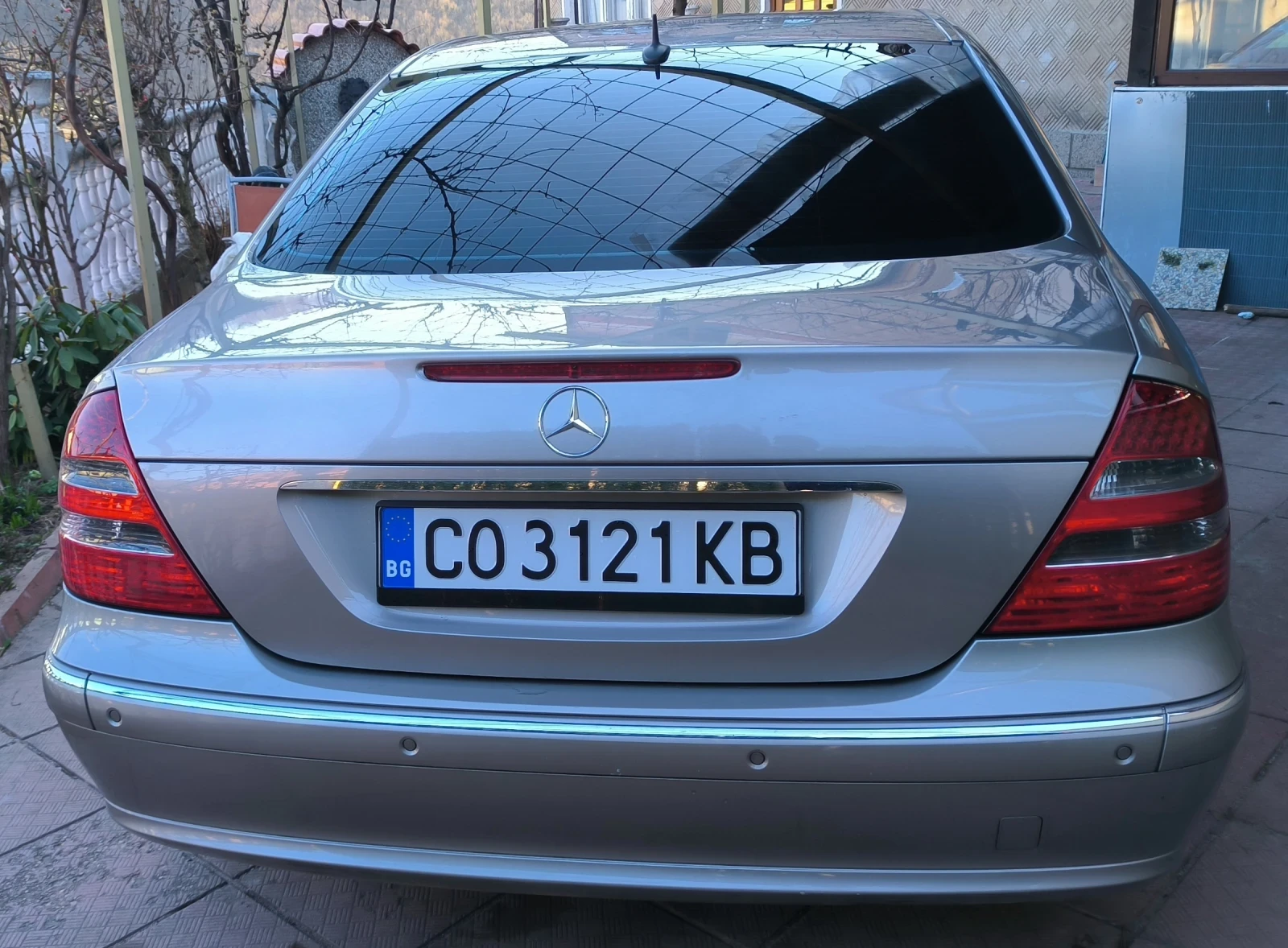 Mercedes-Benz E 270, снимка 6 - Автомобили и джипове - 53849186