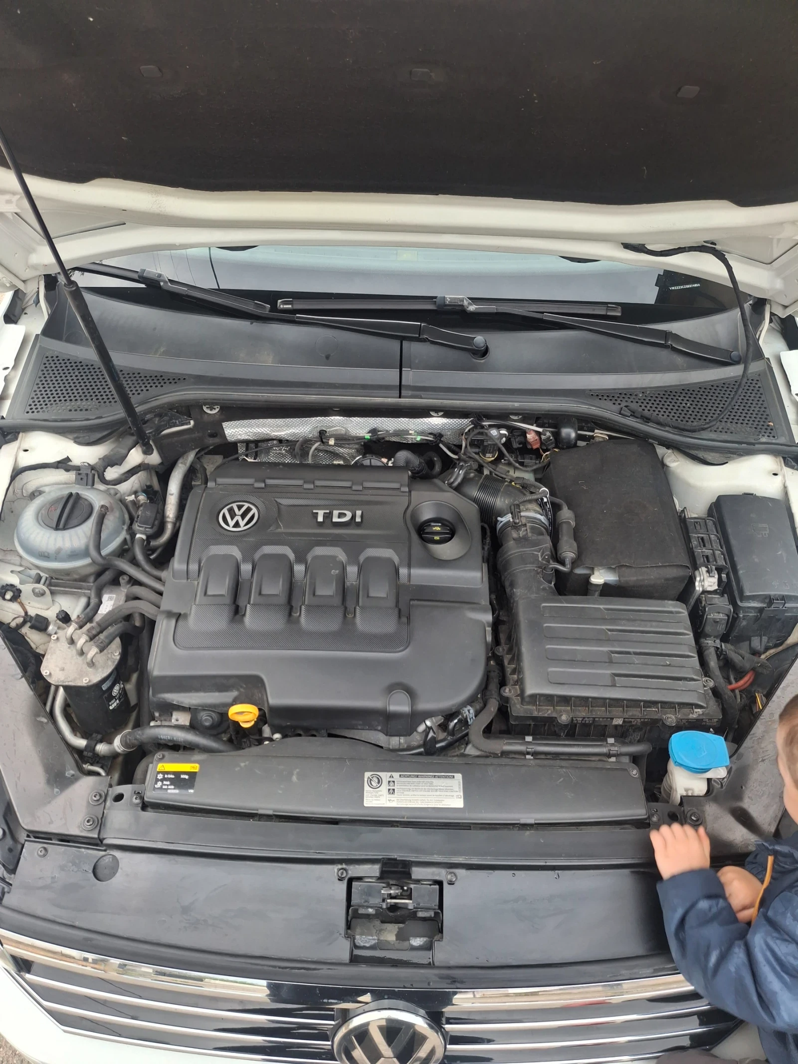 VW Passat 2.0 TDI , снимка 6 - Автомобили и джипове - 54258934