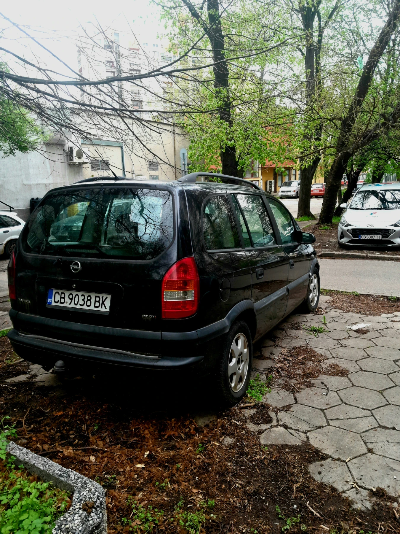 Opel Zafira, снимка 3 - Автомобили и джипове - 54283647