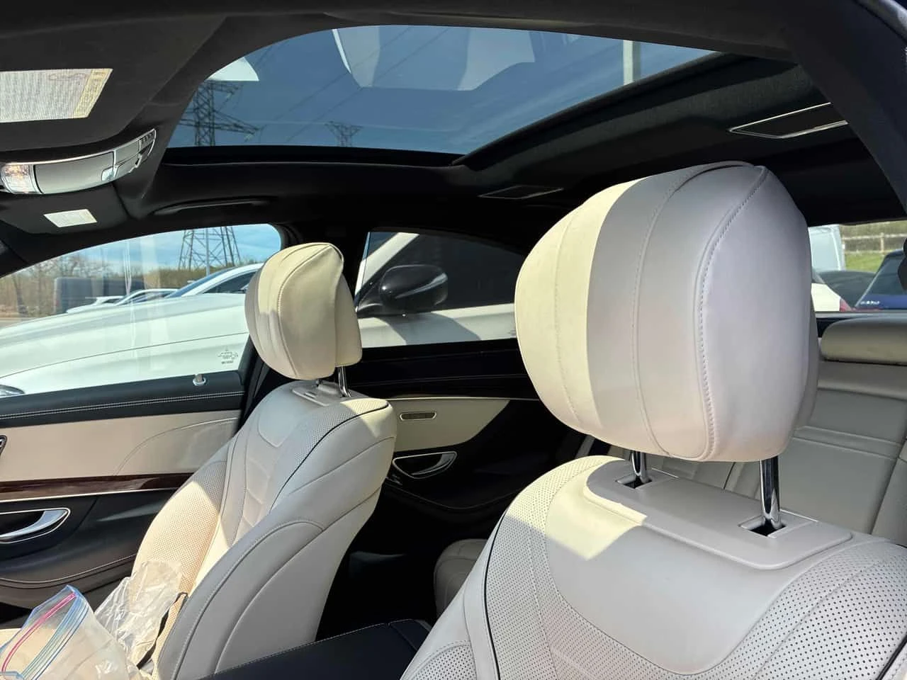 Mercedes-Benz S 560 * ДИСТРОНИК* ОБДУХВАНЕ* КЛИП НА МОТОРА* , снимка 11 - Автомобили и джипове - 54445300