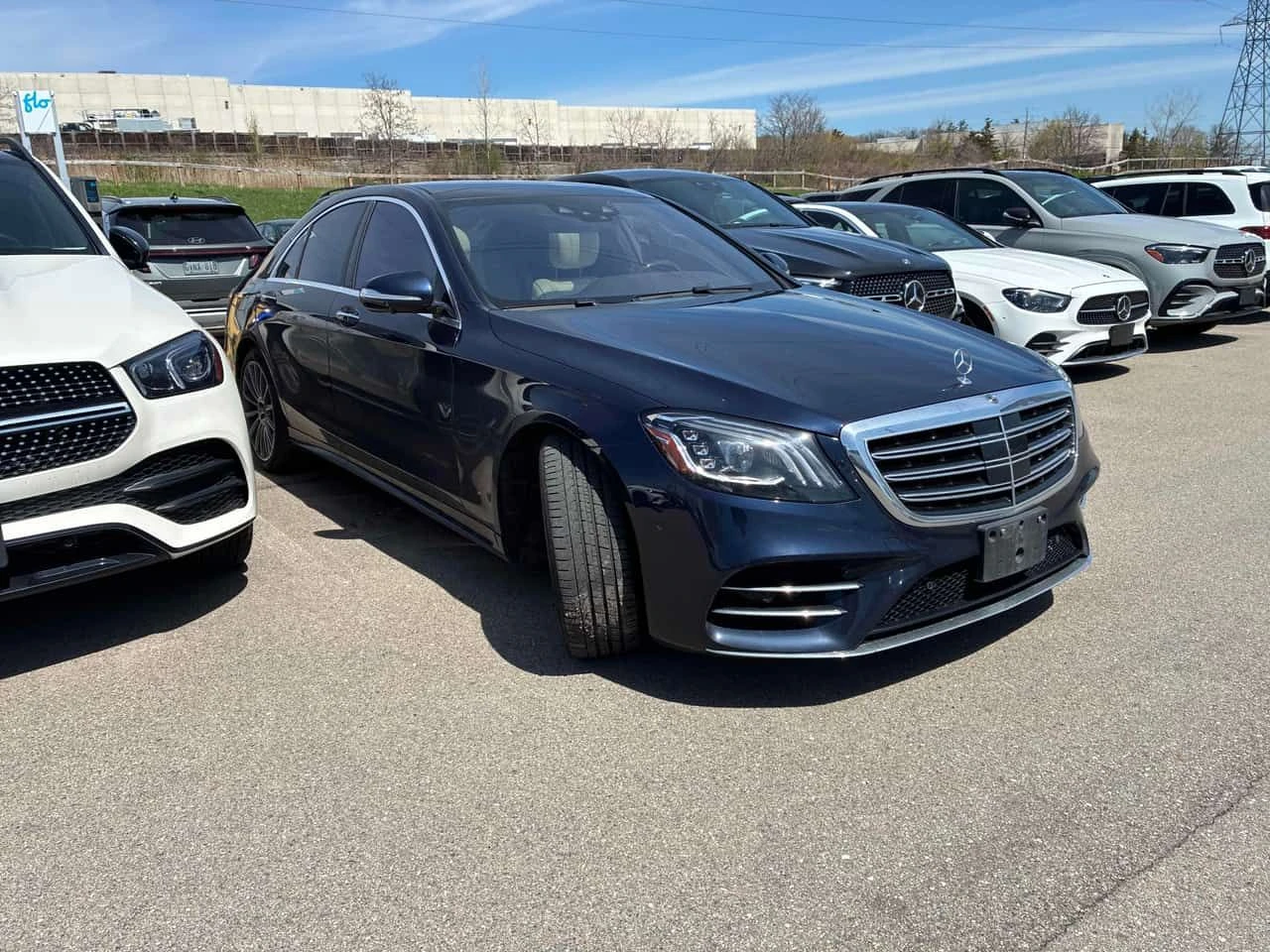 Mercedes-Benz S 560 * ДИСТРОНИК* ОБДУХВАНЕ* КЛИП НА МОТОРА* , снимка 3 - Автомобили и джипове - 54445300