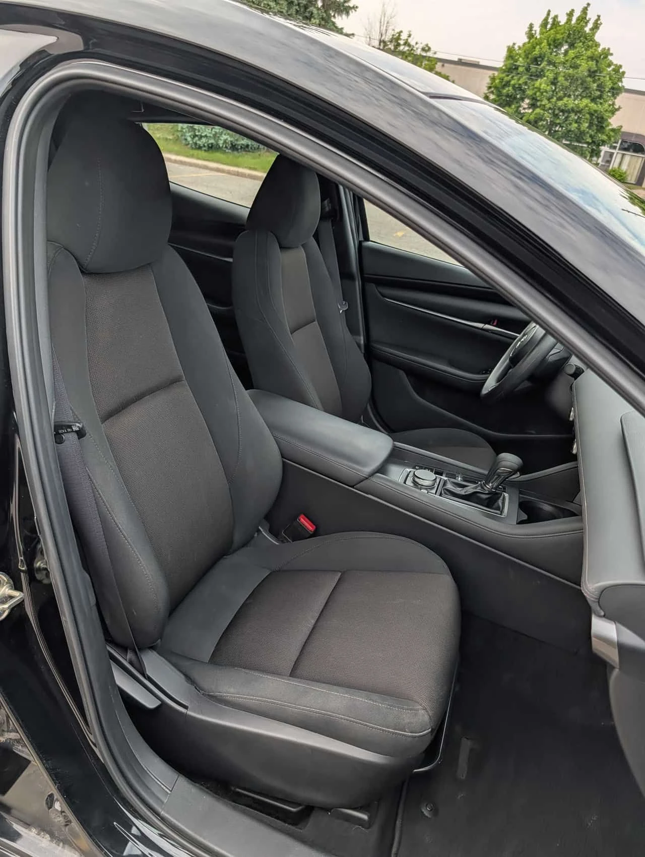 Mazda 3 Sport * GX * CARFAX * ПОДГРЕВ * KEYLESS, снимка 15 - Автомобили и джипове - 54920375