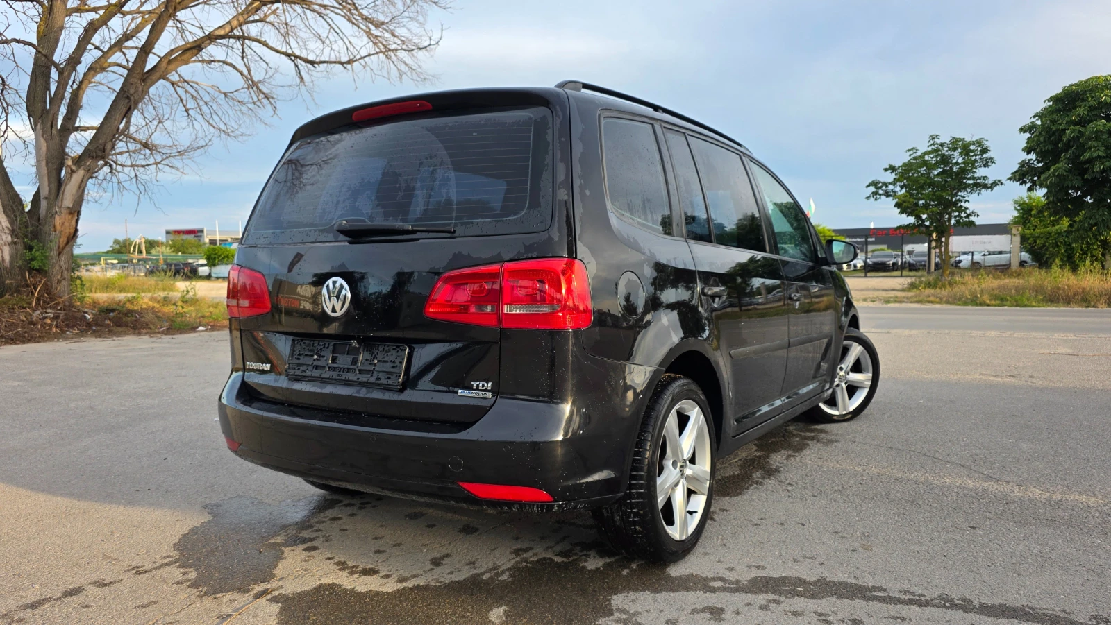 VW Touran NAVI/1.6d/105hp, снимка 4 - Автомобили и джипове - 55607601