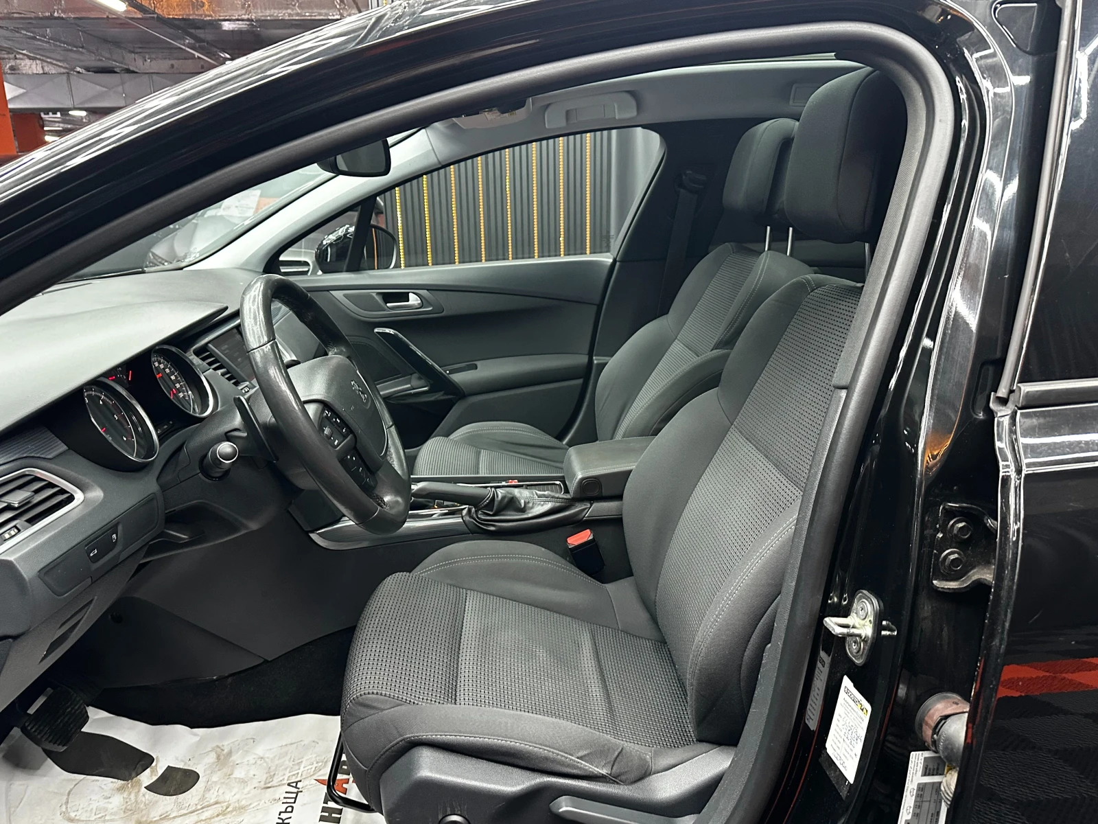 Peugeot 508 1.6d 120 к.с./ГАРАНЦИЯ, снимка 8 - Автомобили и джипове - 55888206