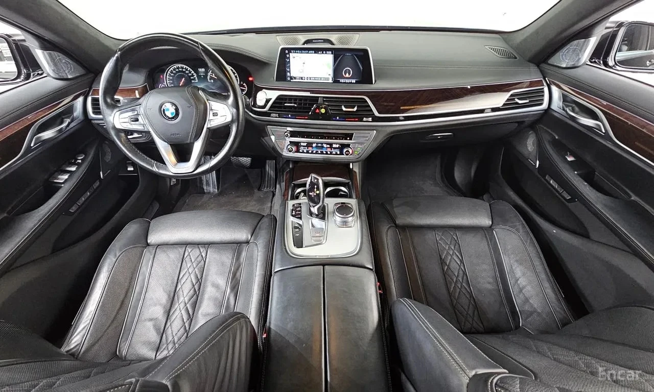 BMW 750 Li xDrive / Bowers & Wilkins / Масажи / Обдухване, снимка 7 - Автомобили и джипове - 55949136