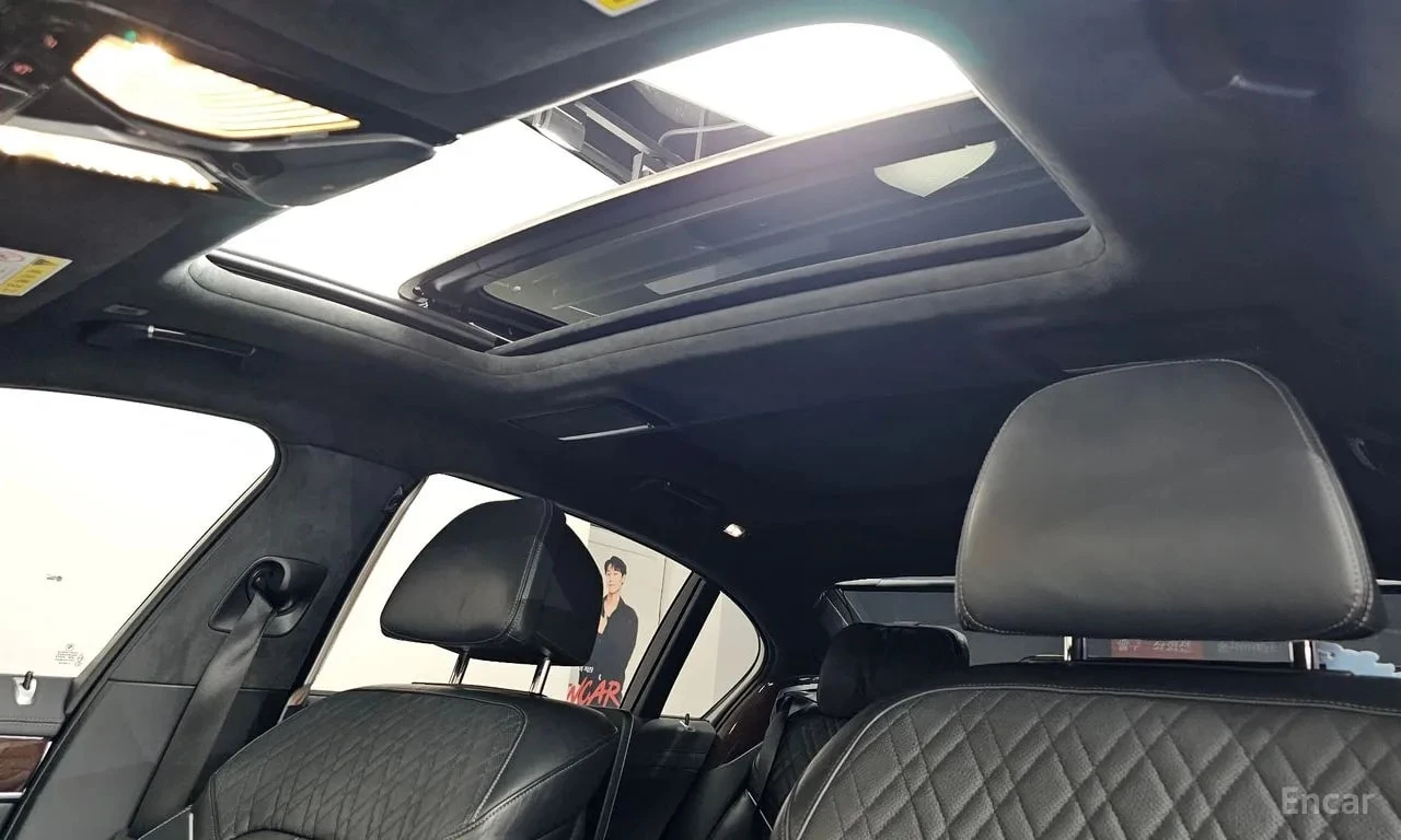 BMW 750 Li xDrive / Bowers & Wilkins / Масажи / Обдухване, снимка 16 - Автомобили и джипове - 55949136