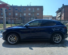 Alfa Romeo Stelvio 2.2 Executive Q4 , снимка 2