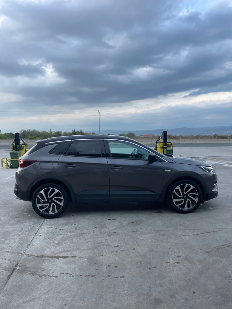 Opel Grandland X 2.0d 177к.с , снимка 3 - Автомобили и джипове - 49387131