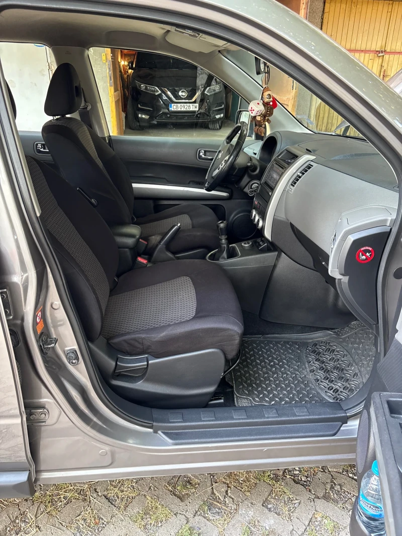 Nissan X-trail, снимка 15 - Автомобили и джипове - 52370884