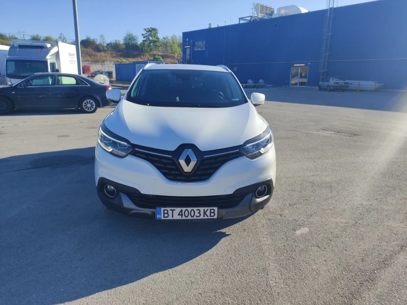 Renault Kadjar 1.6 DCI 4X4, снимка 3 - Автомобили и джипове - 51954090