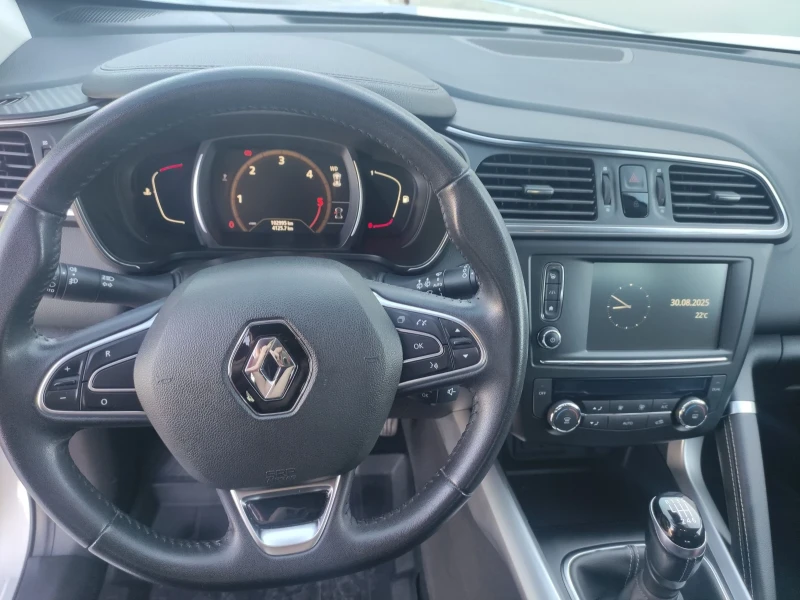 Renault Kadjar 1.6 DCI 4X4, снимка 6 - Автомобили и джипове - 51954090