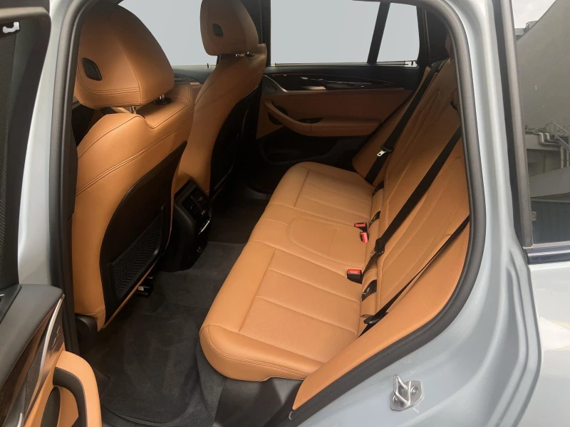 BMW X3 30d* M-SPORT* PANO* HEAD-UP* , снимка 10 - Автомобили и джипове - 52197643