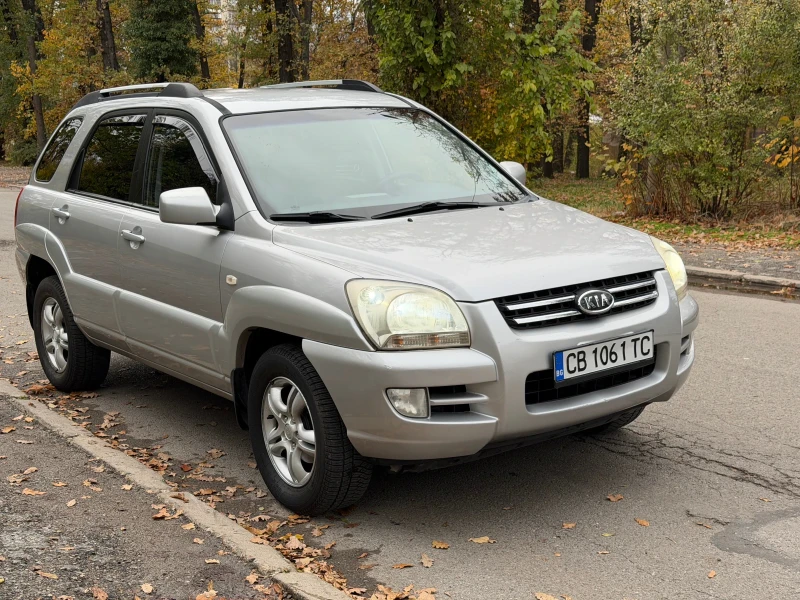 Kia Sportage, снимка 2 - Автомобили и джипове - 52308233