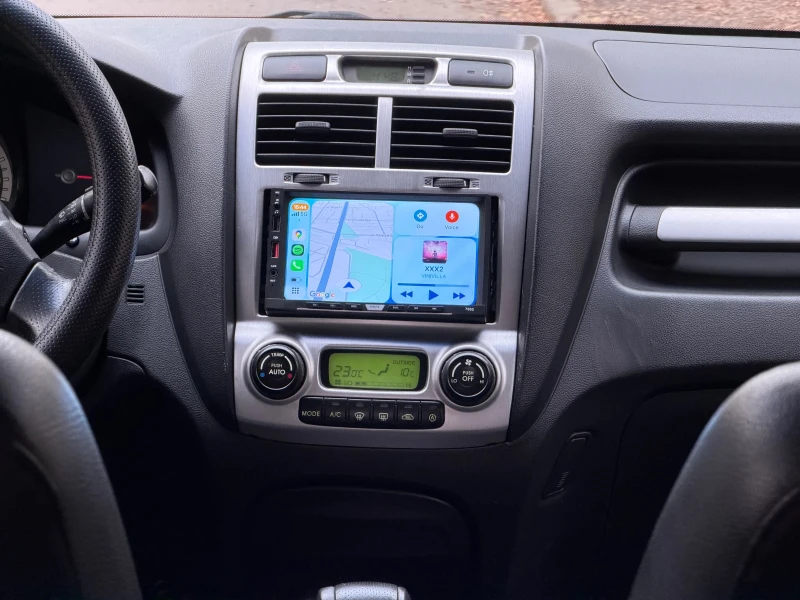 Kia Sportage, снимка 8 - Автомобили и джипове - 52308233