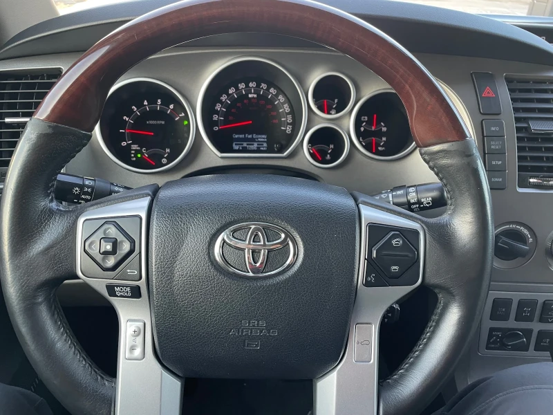 Toyota Sequoia PLATINUM 4х4 , снимка 9 - Автомобили и джипове - 52632138