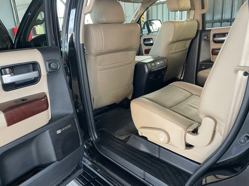 Toyota Sequoia PLATINUM 4х4 , снимка 13 - Автомобили и джипове - 52632138