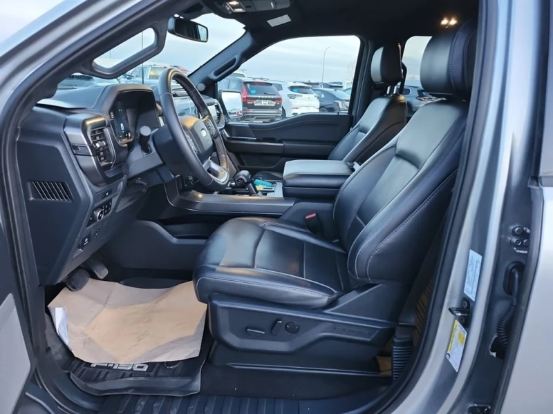 Ford F150 * LARIAT CREW CAB STD BED * CARFAX * БЕЗ ПЪРВОНАЧА, снимка 5 - Автомобили и джипове - 52842404