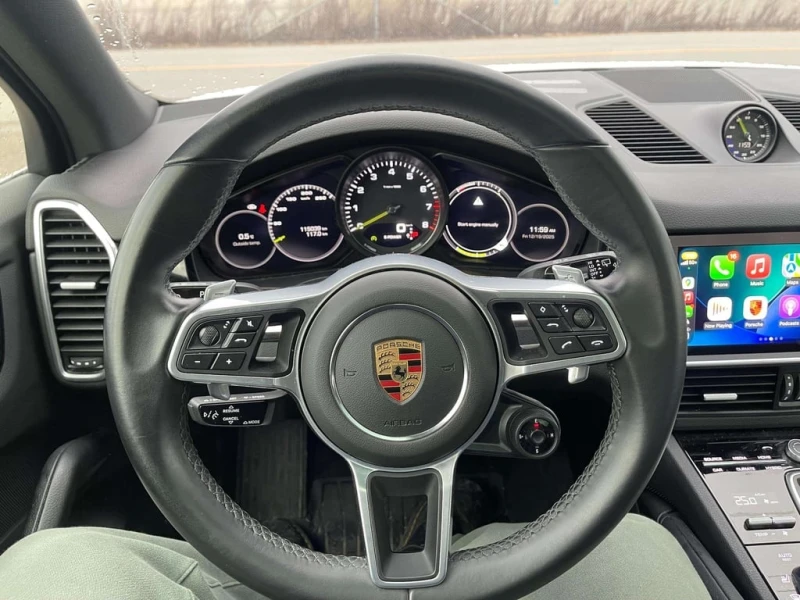 Porsche Cayenne E Hybrid  CARFAX, снимка 12 - Автомобили и джипове - 52856347