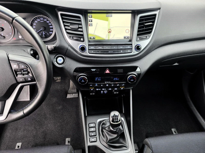 Hyundai Tucson 1.7CRDI/115/2WD/Xpossible, снимка 9 - Автомобили и джипове - 53210718
