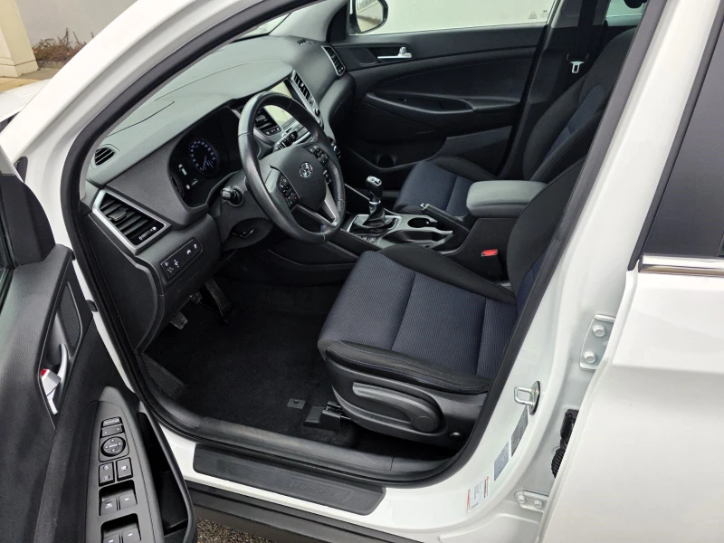 Hyundai Tucson 1.7CRDI/115/2WD/Xpossible, снимка 7 - Автомобили и джипове - 53210718