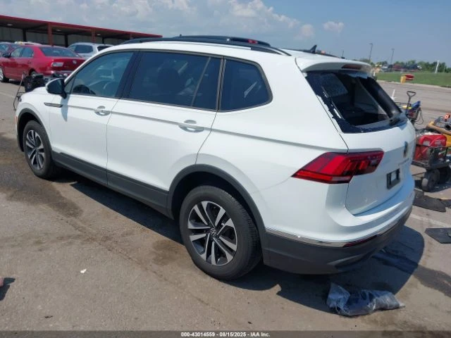VW Tiguan 2.0T S - изображение 3