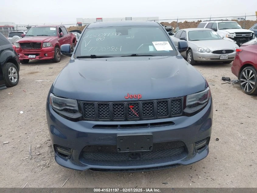 Jeep Grand cherokee 2019 JEEP GRAND CHEROKEE SRT 4X4 - изображение 2