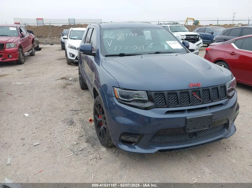 Jeep Grand cherokee 2019 JEEP GRAND CHEROKEE SRT 4X4 - изображение 3