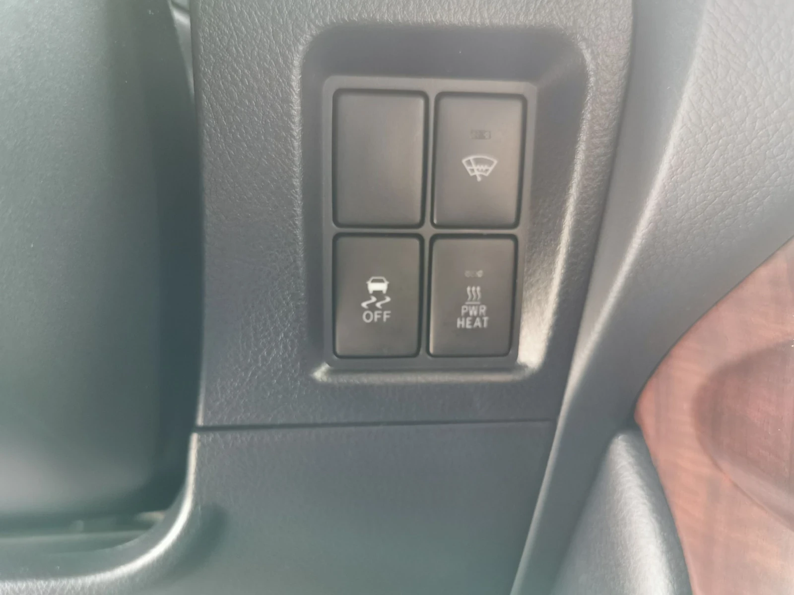 Toyota Land cruiser  - изображение 7