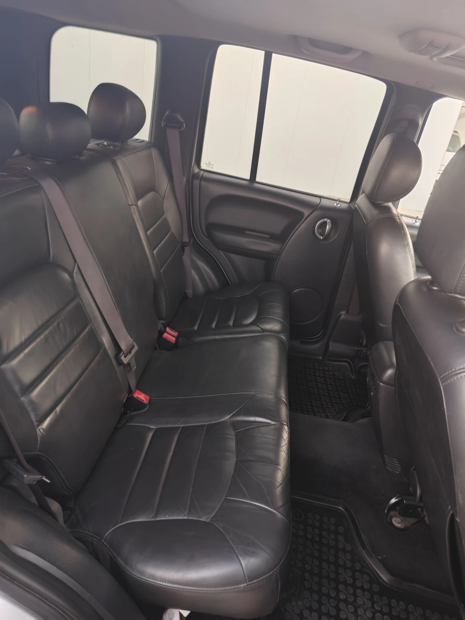 Jeep Cherokee Liberty KJ 3.7l - изображение 6