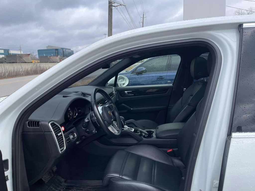 Porsche Cayenne E Hybrid  CARFAX - изображение 9