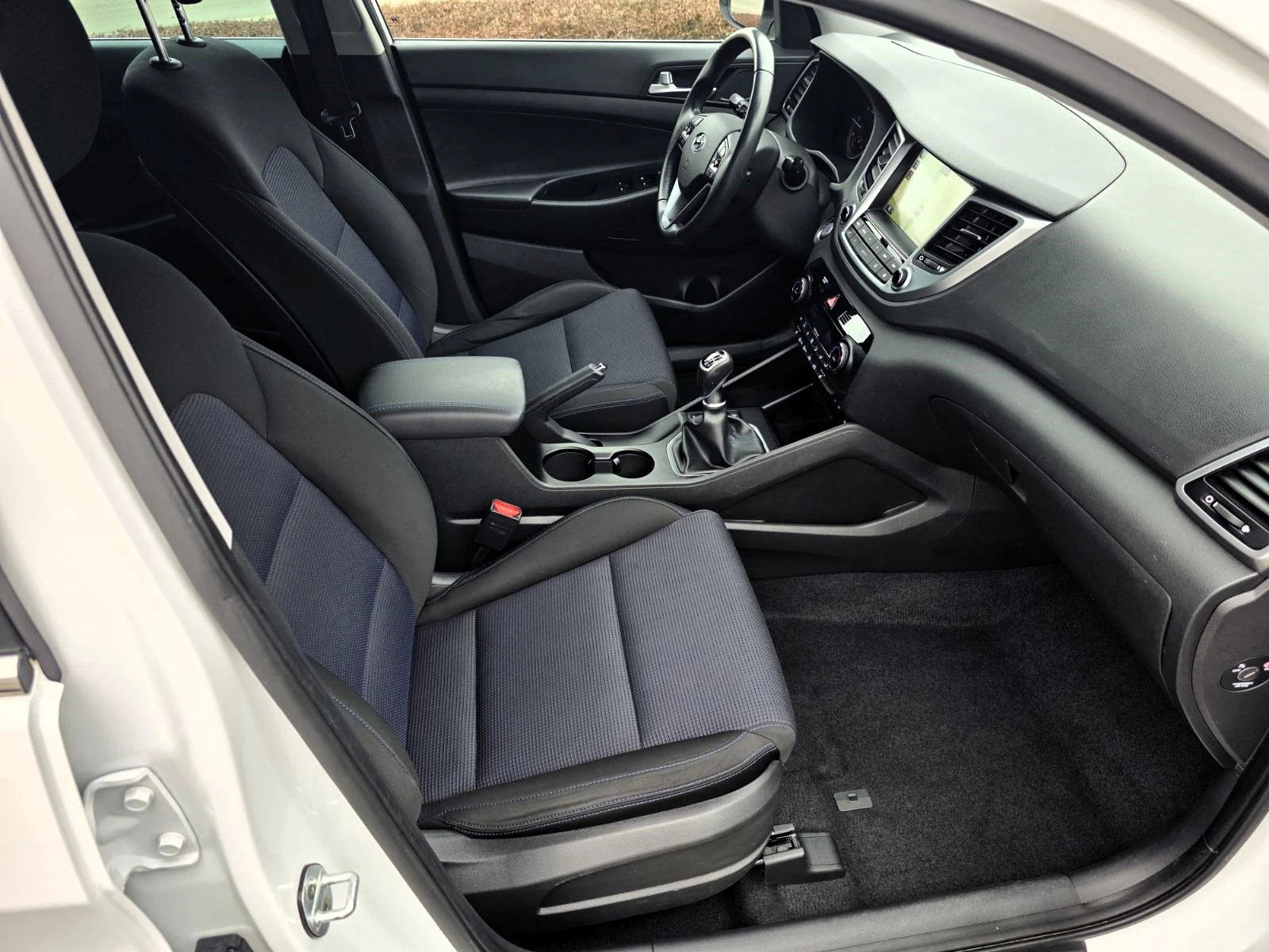 Hyundai Tucson 1.7CRDI/115/2WD/Xpossible | Mobile.bg � ����������� 12