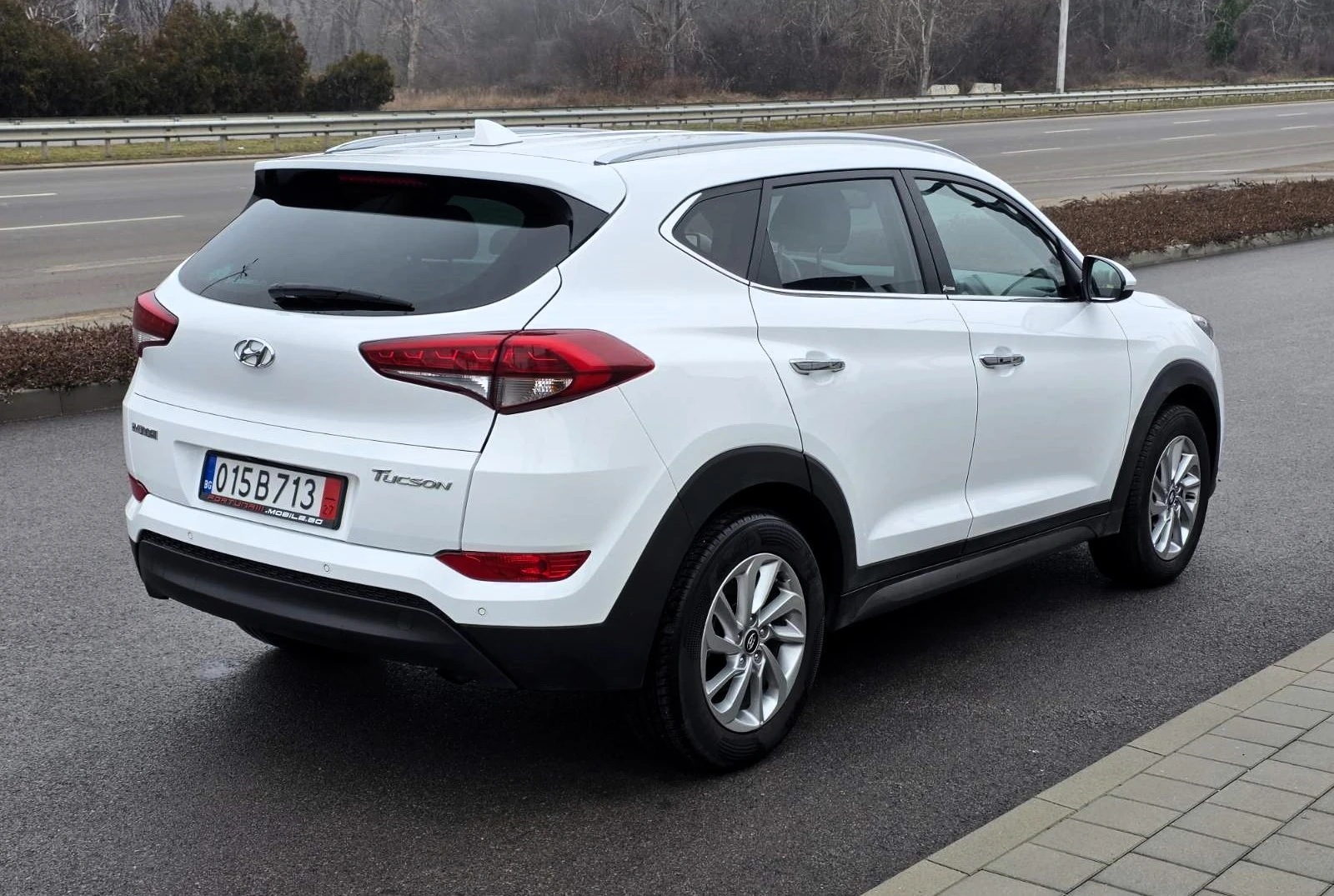 Hyundai Tucson 1.7CRDI/115/2WD/Xpossible - изображение 4