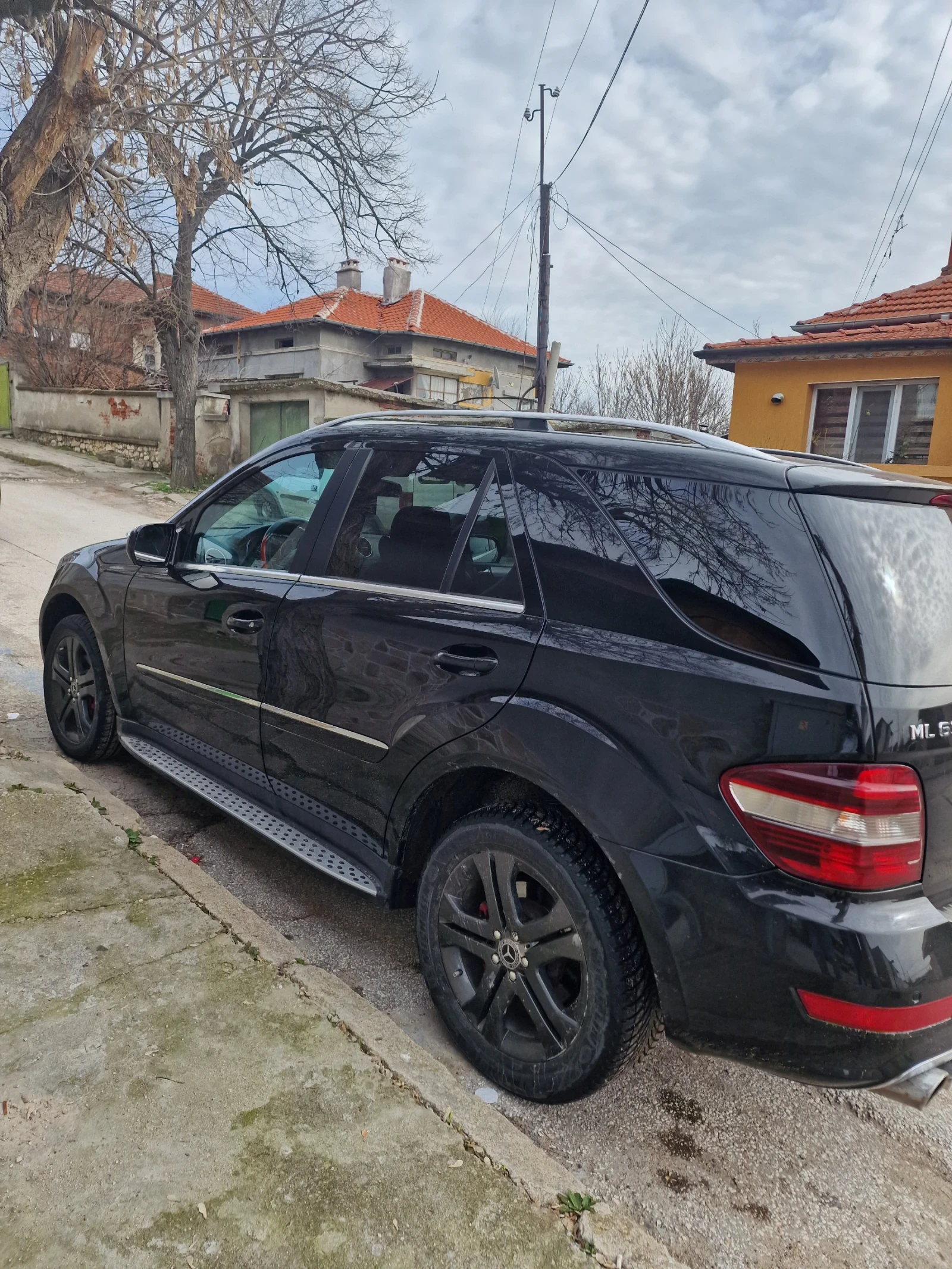 Mercedes-Benz ML 320, снимка 4 - Автомобили и джипове - 53603749