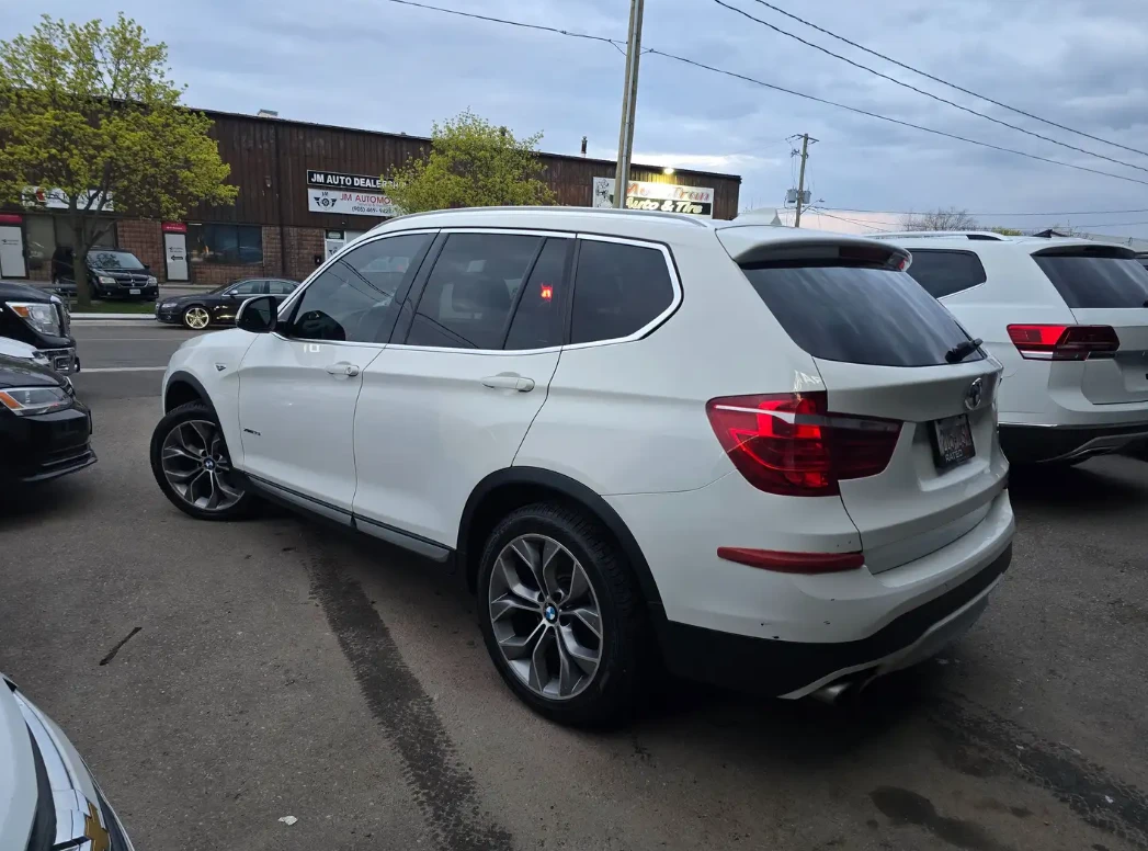 BMW X3 xDrive 35i Premium Package Enhanced, снимка 4 - Автомобили и джипове - 54930916