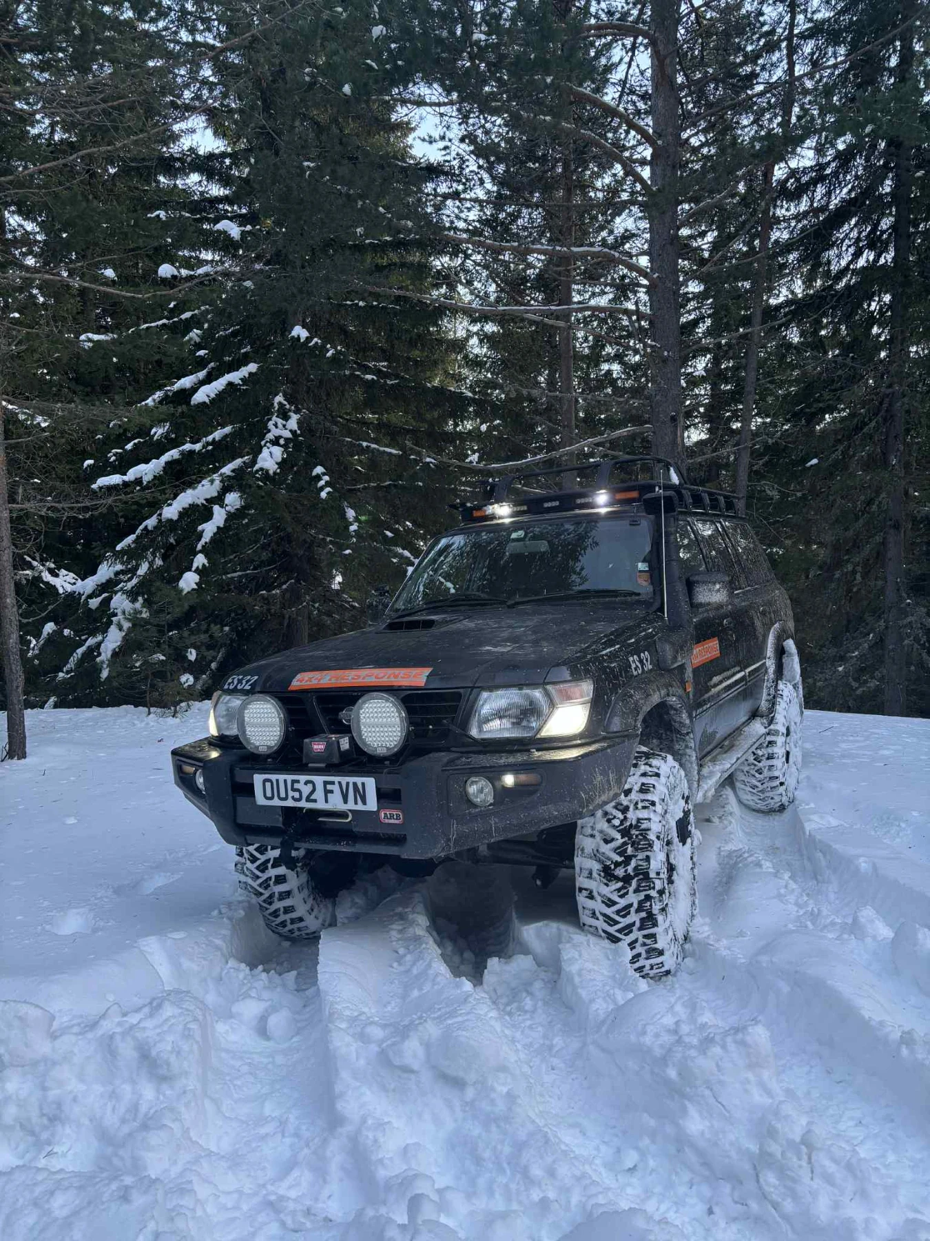 Nissan Patrol Офф Роуд , снимка 17 - Автомобили и джипове - 55636393