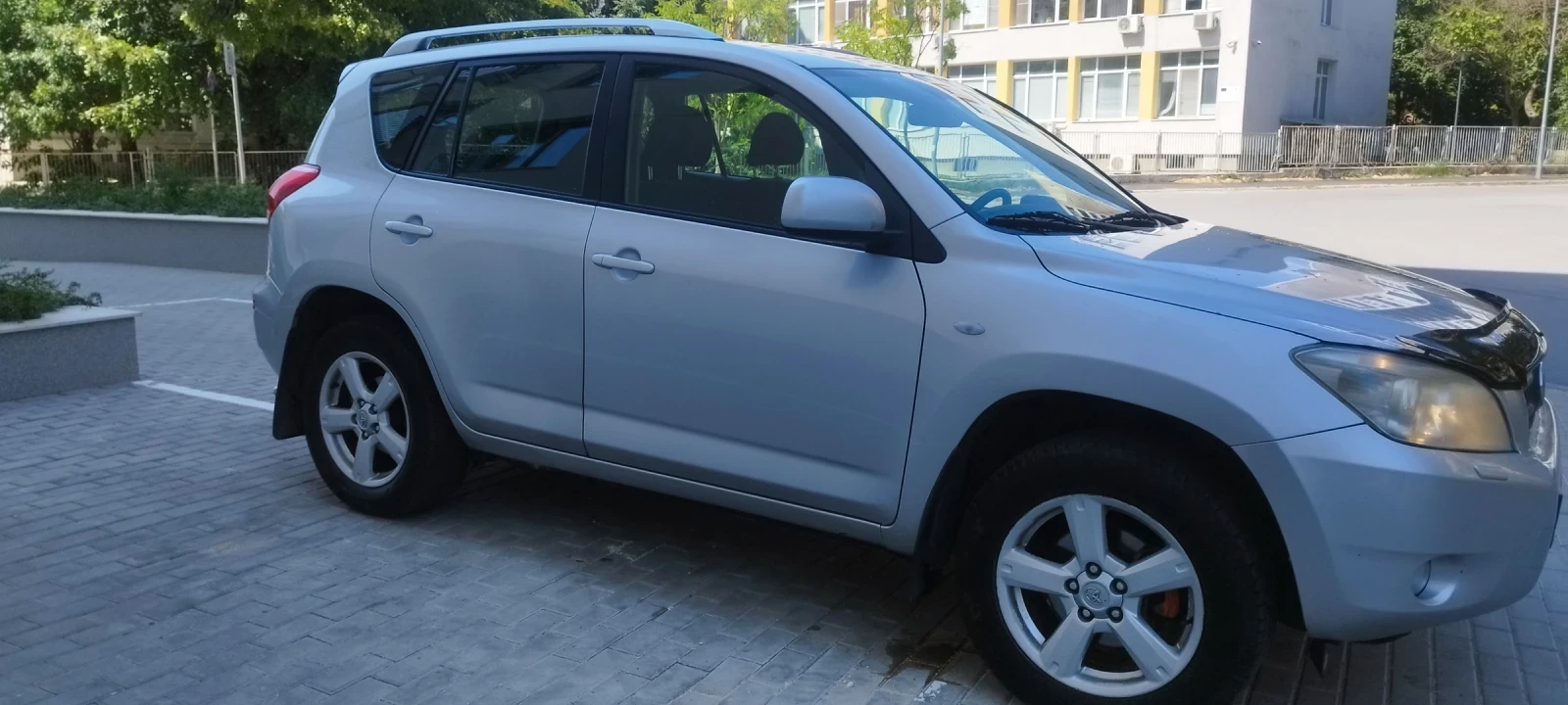 Toyota Rav4 2.0 бензин/газ 4х4, снимка 3 - Автомобили и джипове - 55687350
