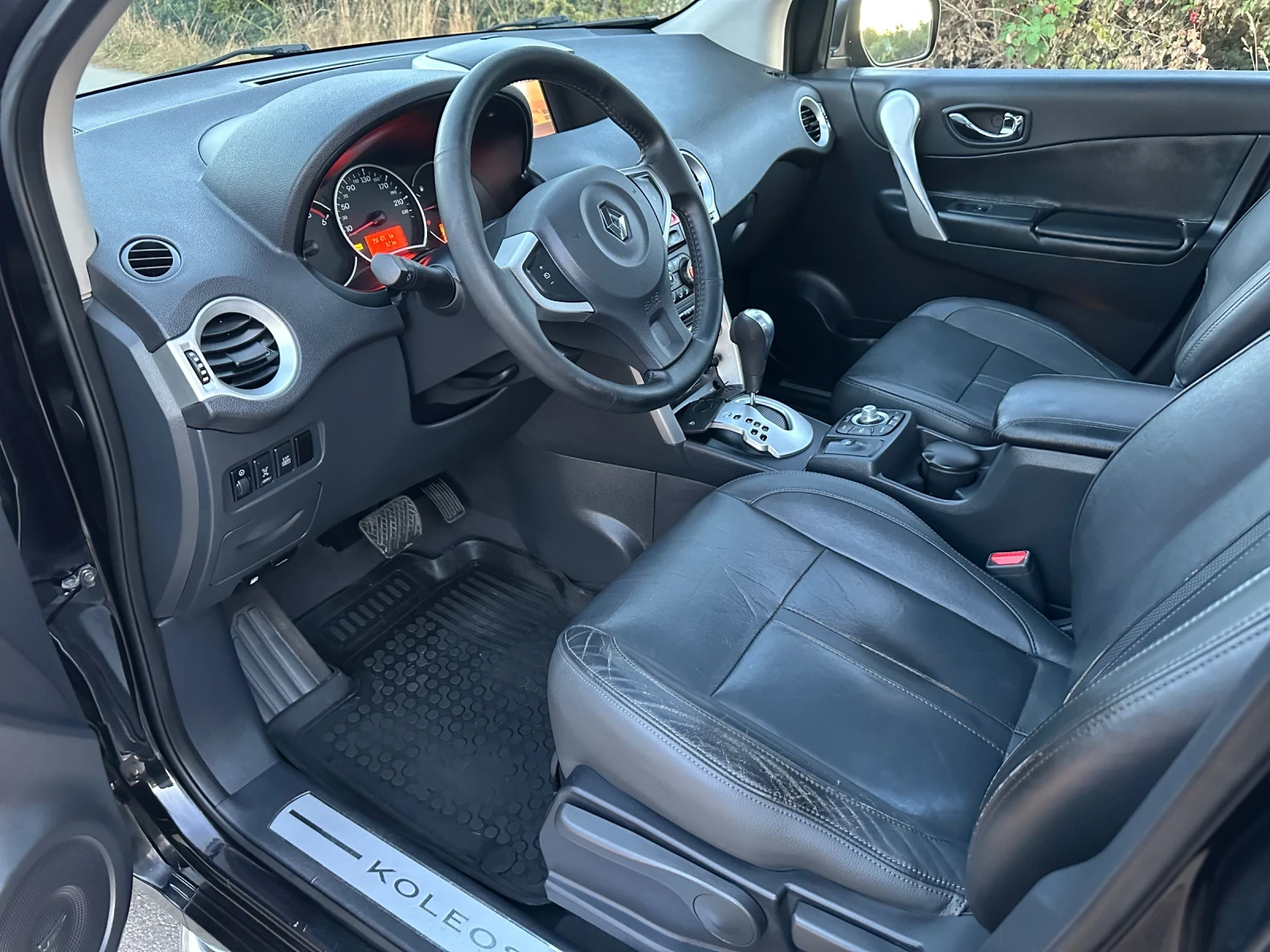 Renault Koleos 2.0d~АВТОМАТ~4х4!!!, снимка 8 - Автомобили и джипове - 55988755